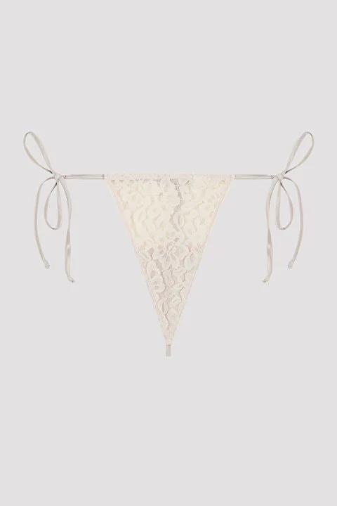 triangle-lace-string
