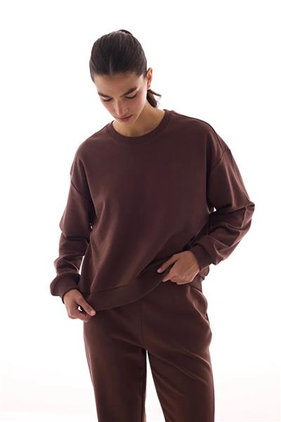 stitch-detailed-active-dukserica