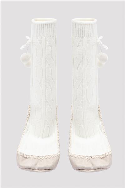 soft-pompom-knit-sokne