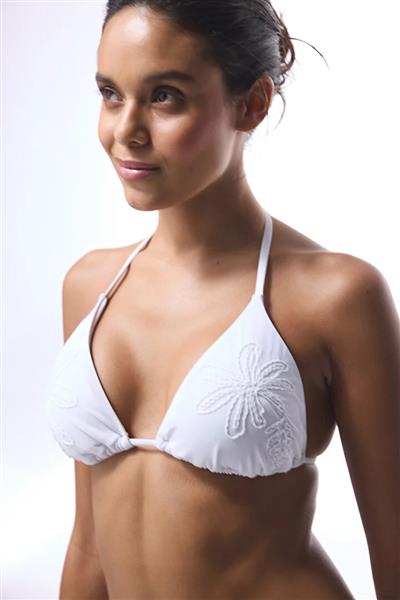embroidery-triangle-top