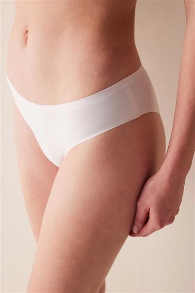 invisible-laser-cut-slip