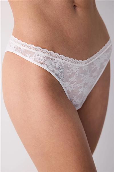 easy-lace-v-shape-brazilke