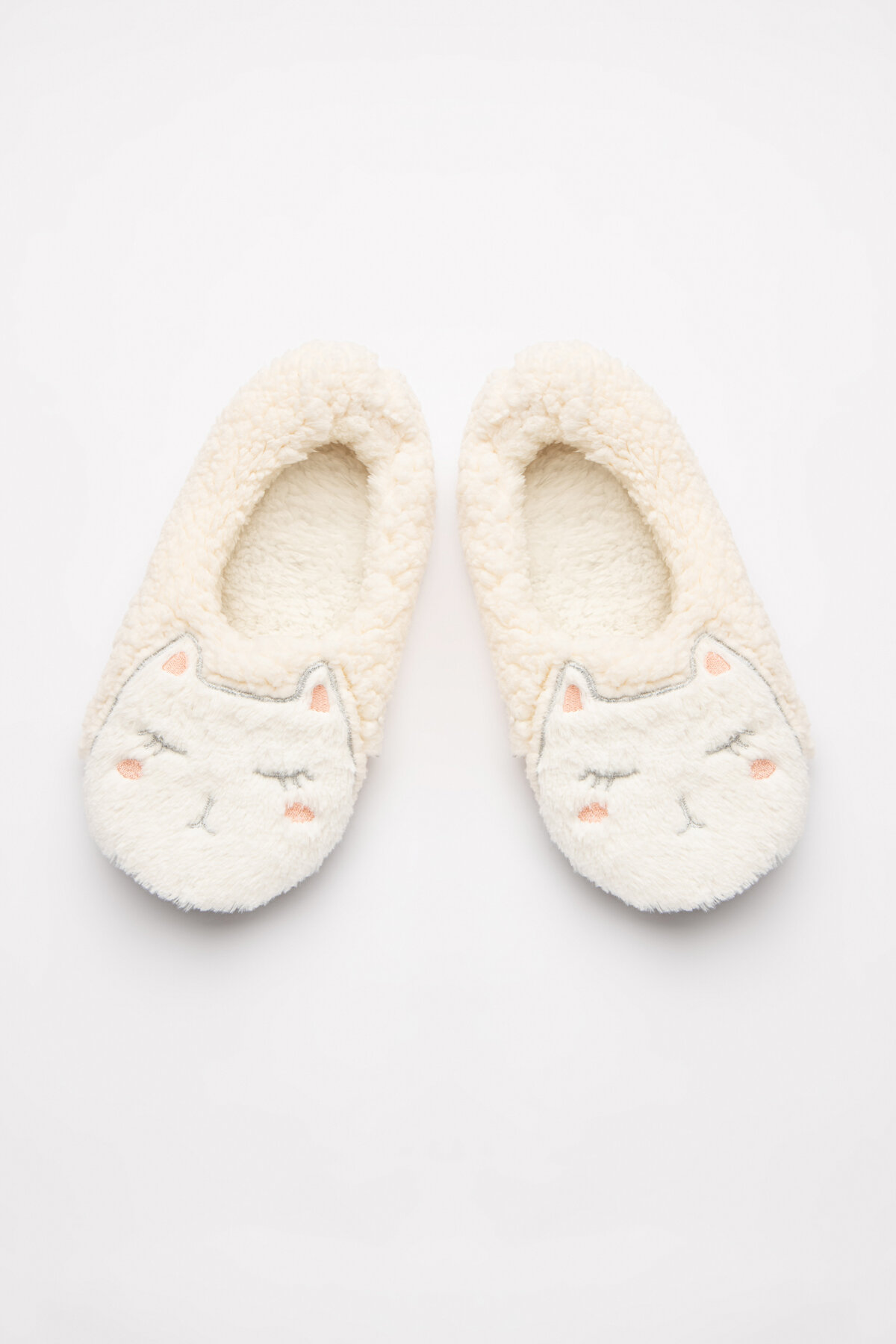 FLUFFY CAT PATIK B32