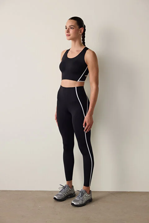 Contrast Bonding grudnjak