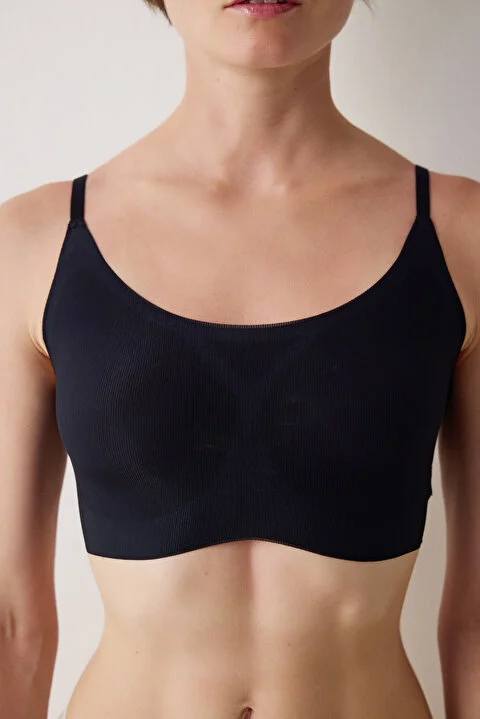 Zero Gram bralet