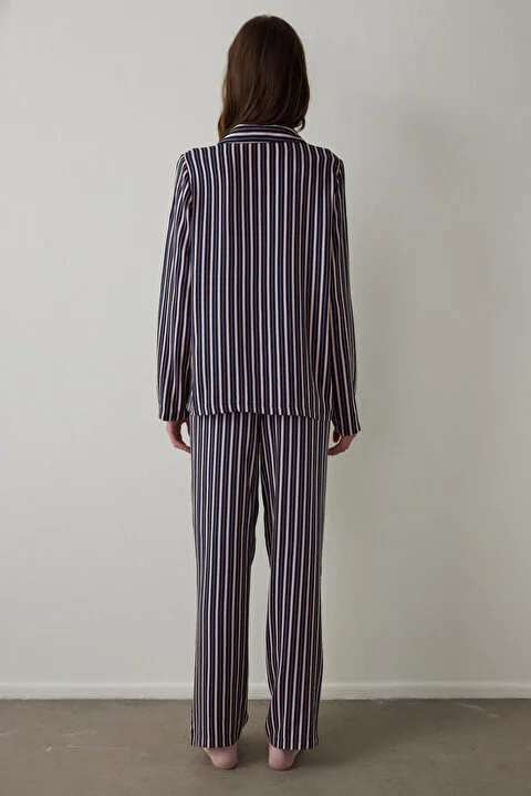 Colored Stripes pidžama set