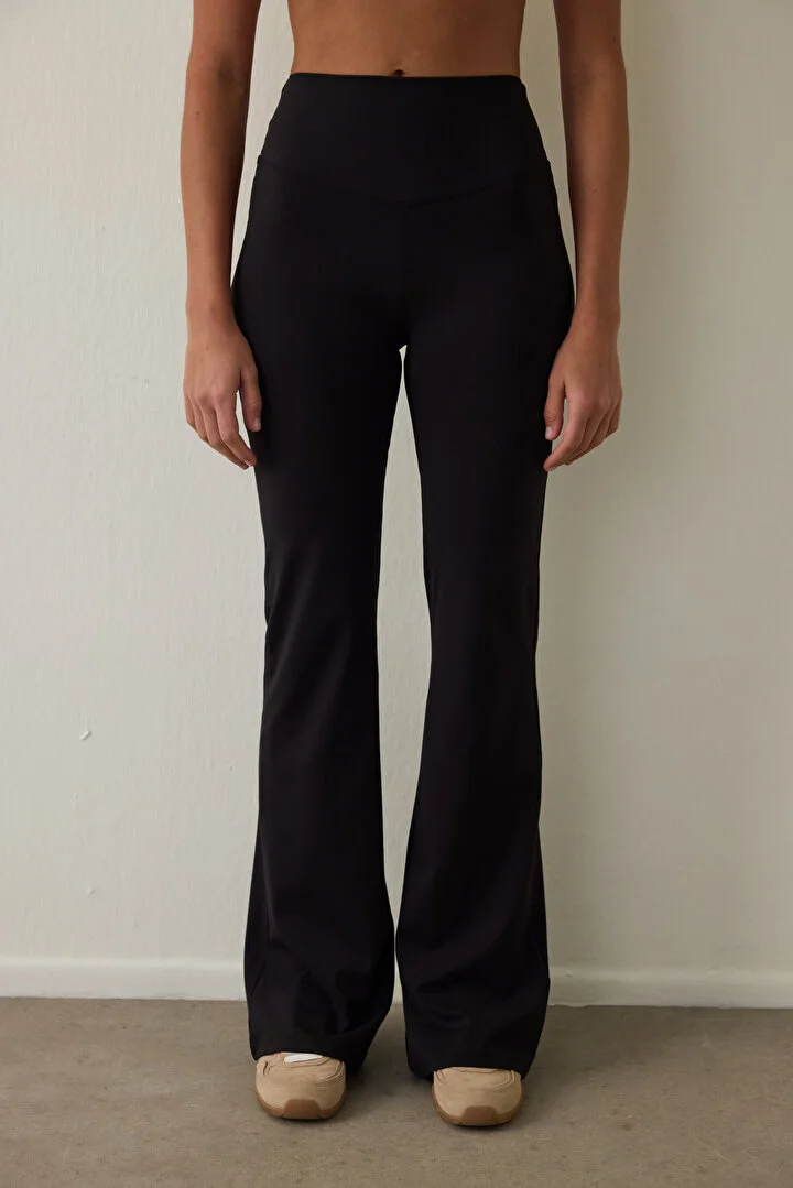 Soft Feel Flare hlače