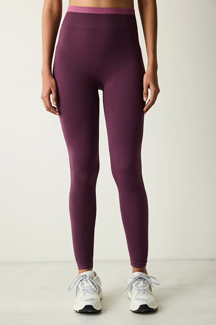 Contrast Seamless tajice