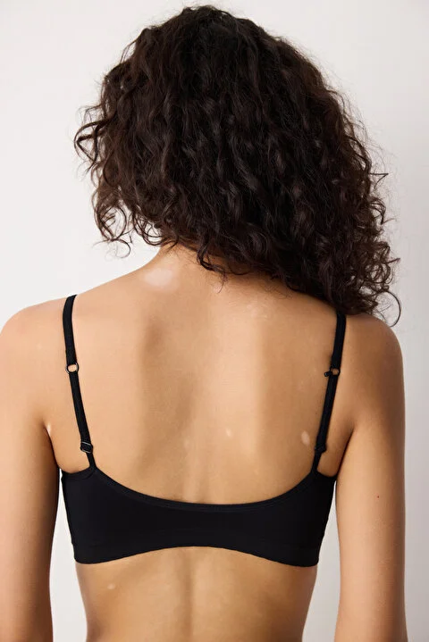 Nu Basic Cup grudnjak