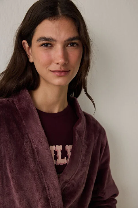 Maroon Fluffy ogrtač