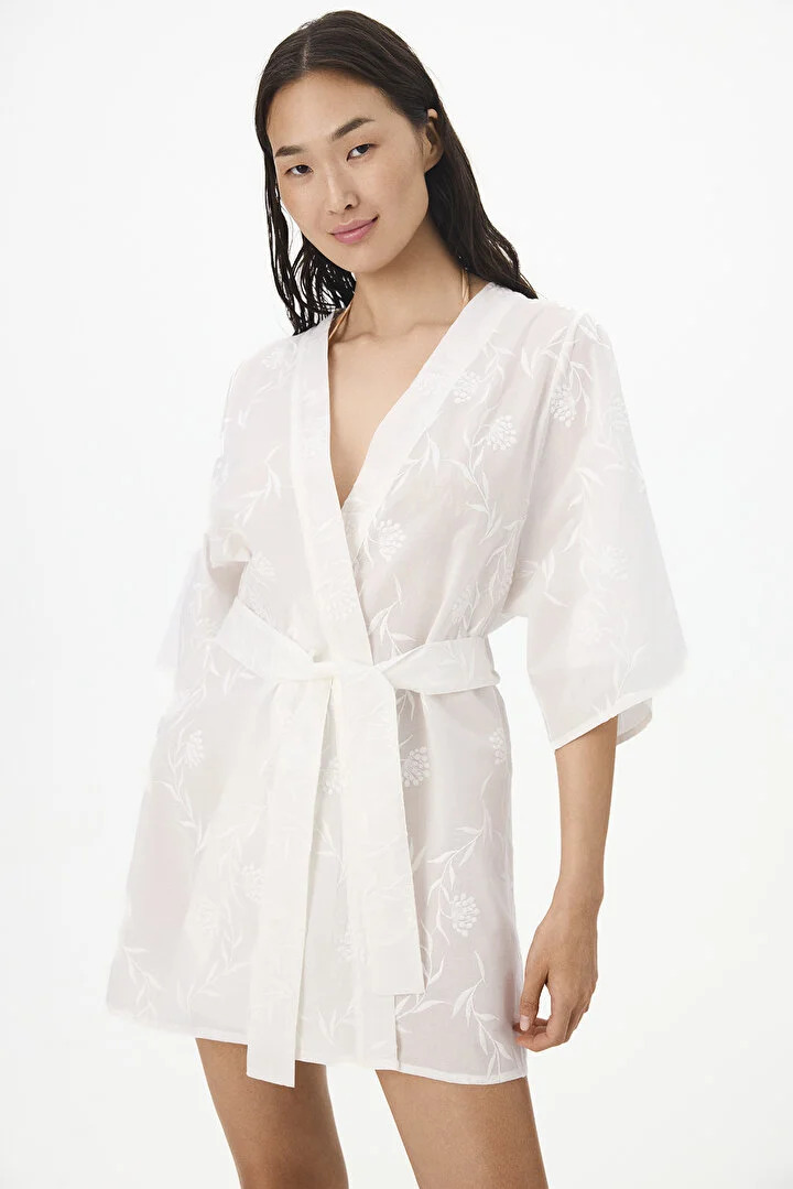 Carine Kimono