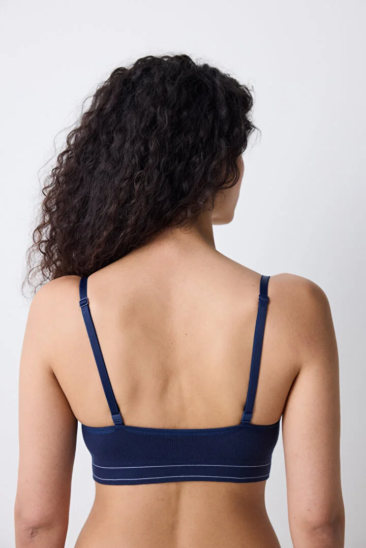 Seamless bralet