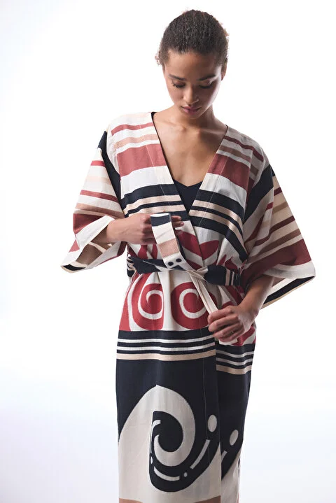 Shay Kimono