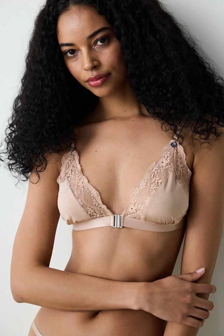 Micro Lace Triangle grudnjak
