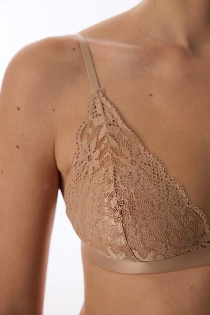 Triangle Lace grudnjak