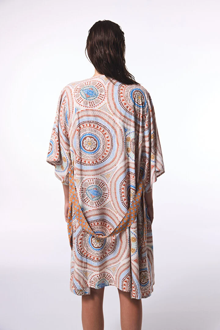 Della Kimono