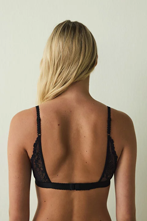 Triangle Lace grudnjak