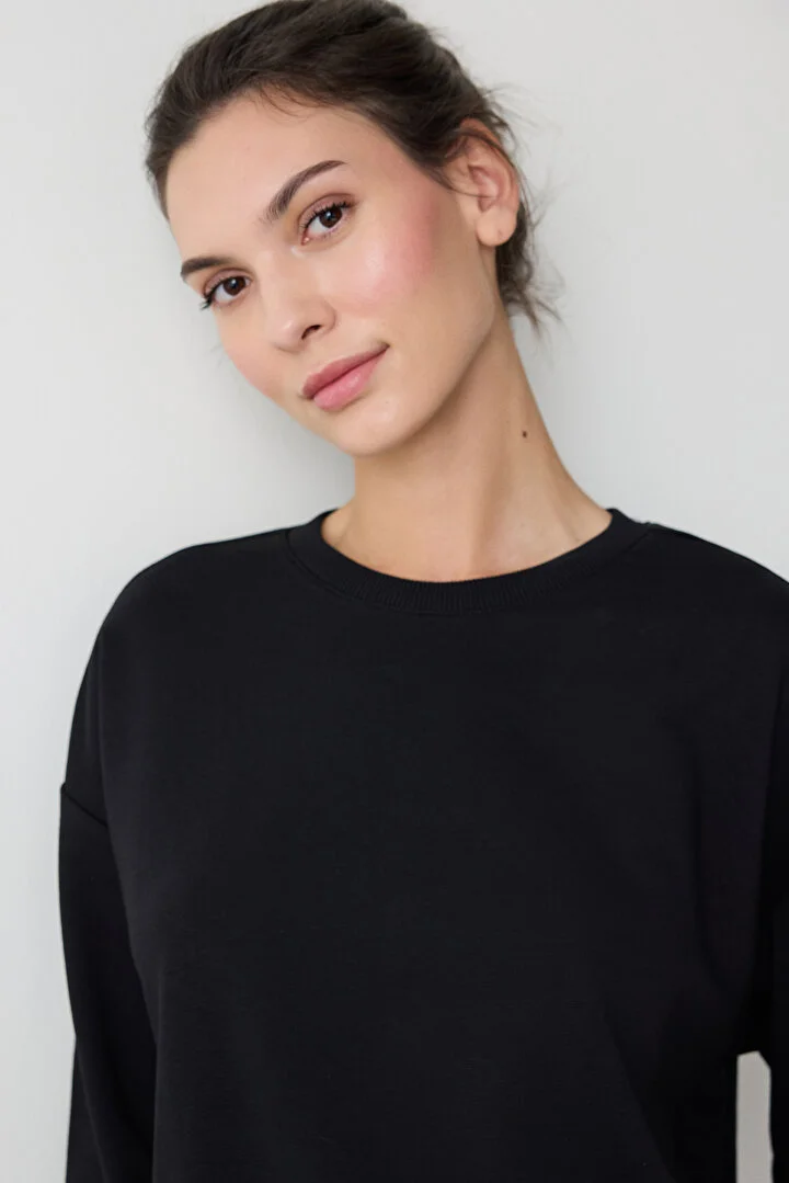 Stitch Detailed Active dukserica