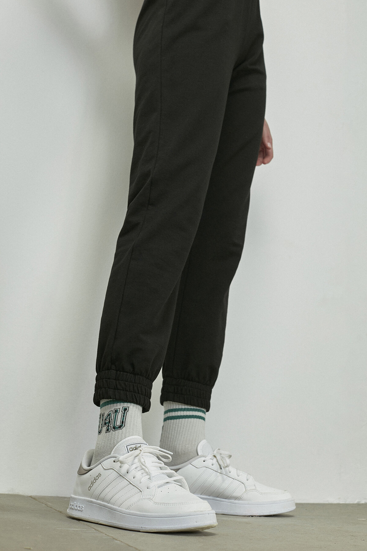 BU4U JOGGER 500