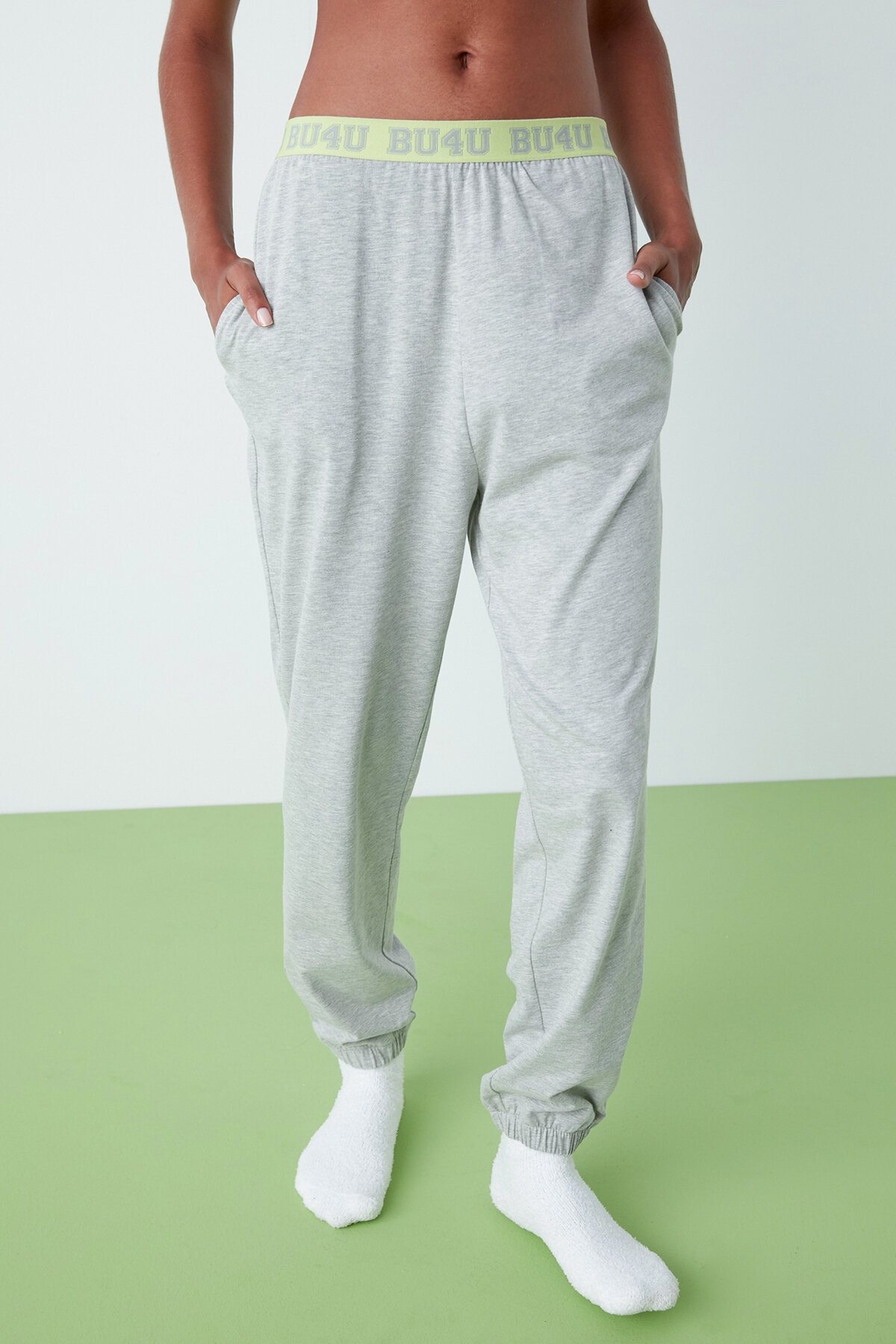 BU4U LOGO TAPE JOGGER PANTOLON GE8